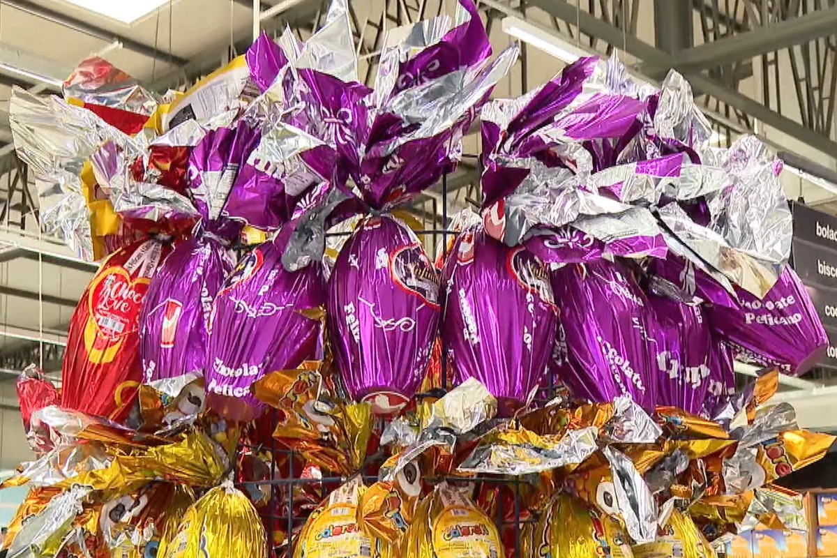 Campanha arrecada chocolates e doces para crianças afetadas pelas chuvas em Juiz de Fora; saiba como ajudar